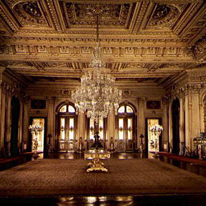 dolmabahcepalaceinterior2_small.jpg